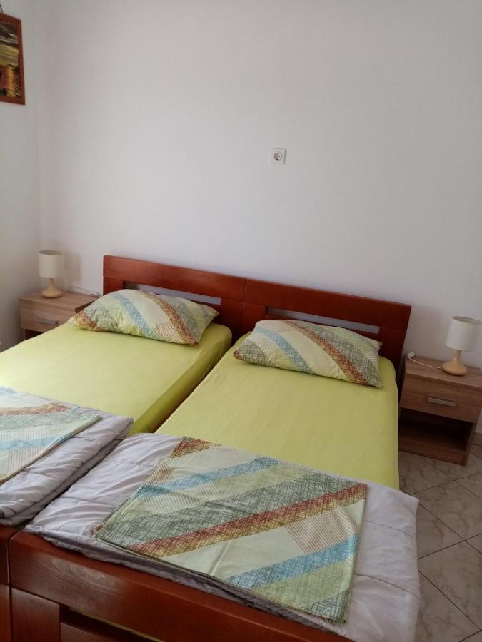 Park Apartman Pridraga Kültér fotó