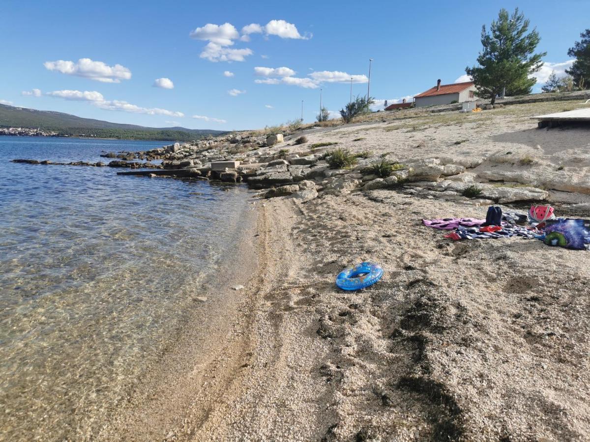 Park Apartman Pridraga Kültér fotó